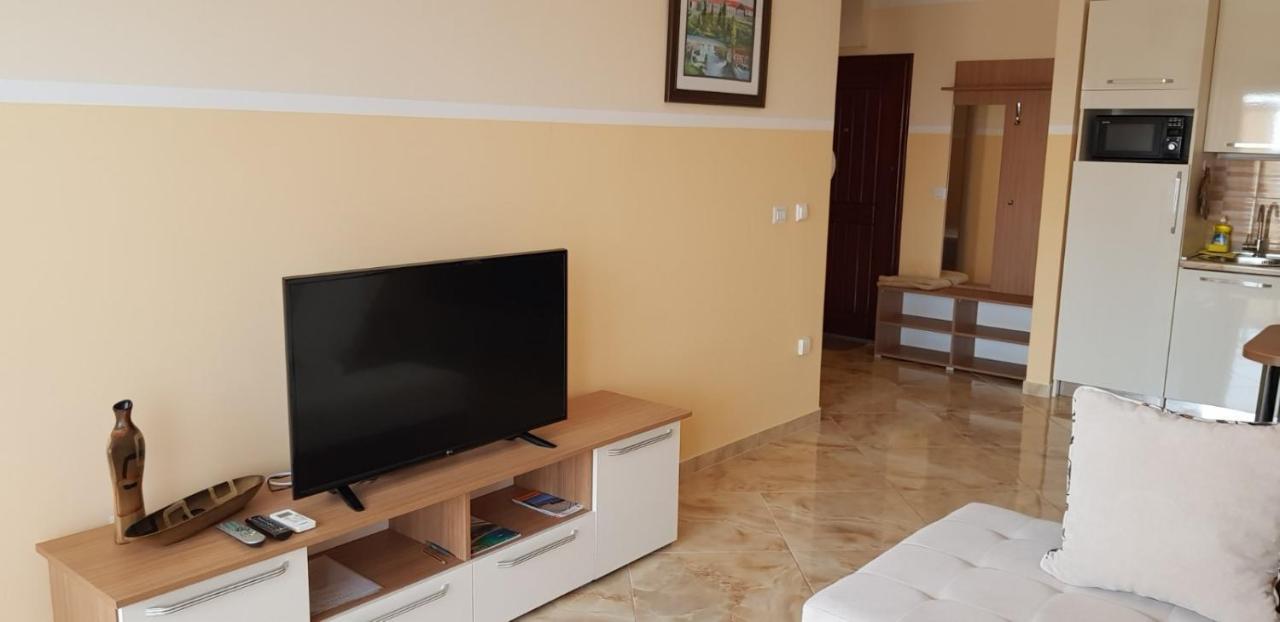 Apartment Sea Space 2 Dobra Voda Exteriér fotografie