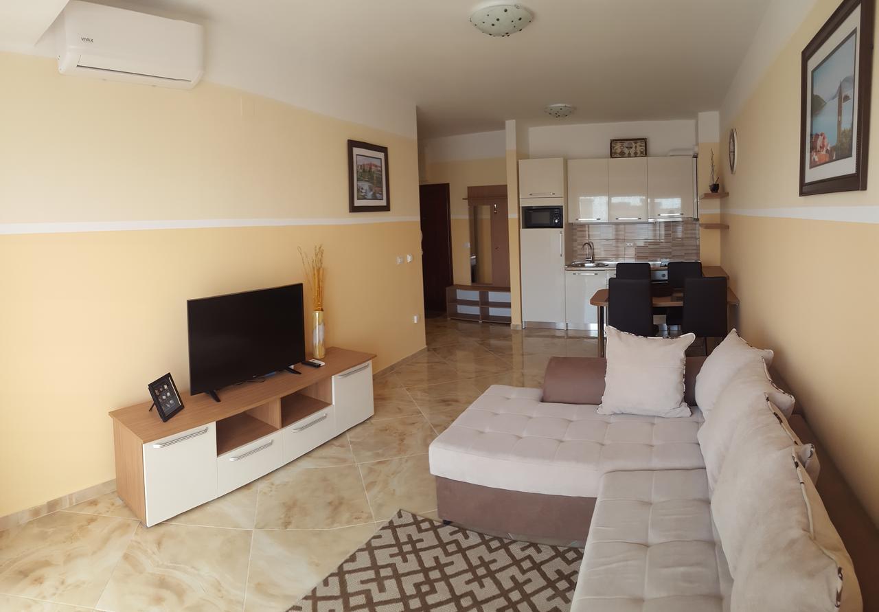 Apartment Sea Space 2 Dobra Voda Exteriér fotografie